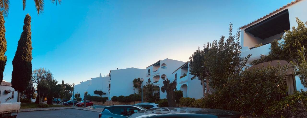 Albufeira Praia Sao Rafael Sun Apartment Eksteriør billede
